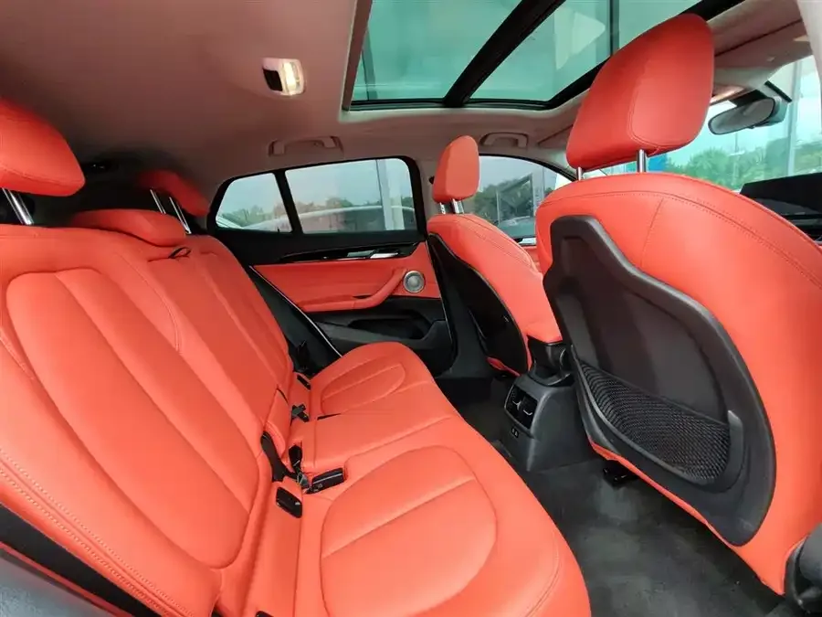 BMW X2 2021 facelift sDrive25i M Sport package 2022 — миниатюра 4