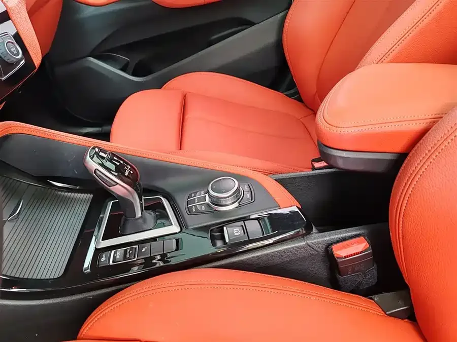 BMW X2 2021 facelift sDrive25i M Sport package 2022 — миниатюра 5