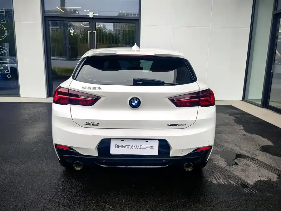 BMW X2 2022 sDrive25i Night Edition 2022 — миниатюра 2