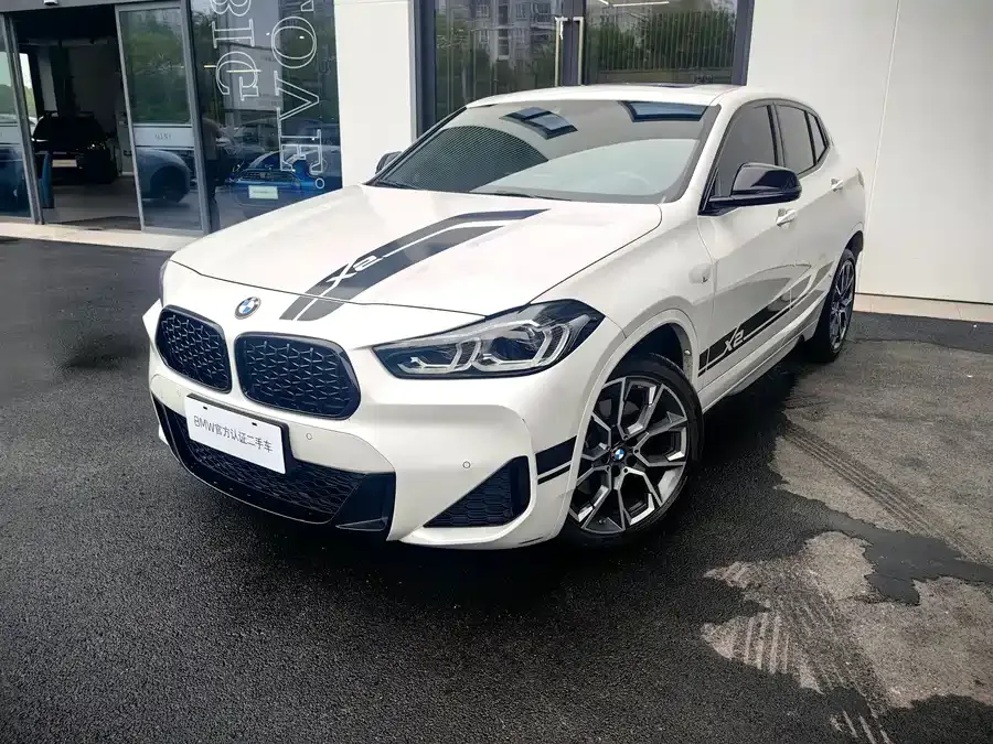 BMW X2 2022 sDrive25i Night Edition 2022 — фото 1, купить с доставкой в Москву