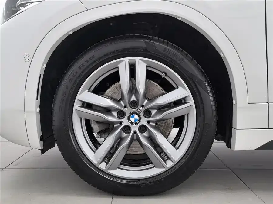 BMW X2 2023 sDrive25i M Sport Night Edition 2023 — миниатюра 5