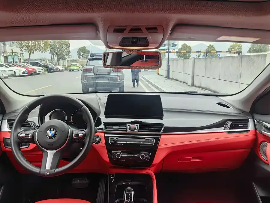 BMW X2 2022 sDrive25i M Sport Package 2022 — миниатюра 4