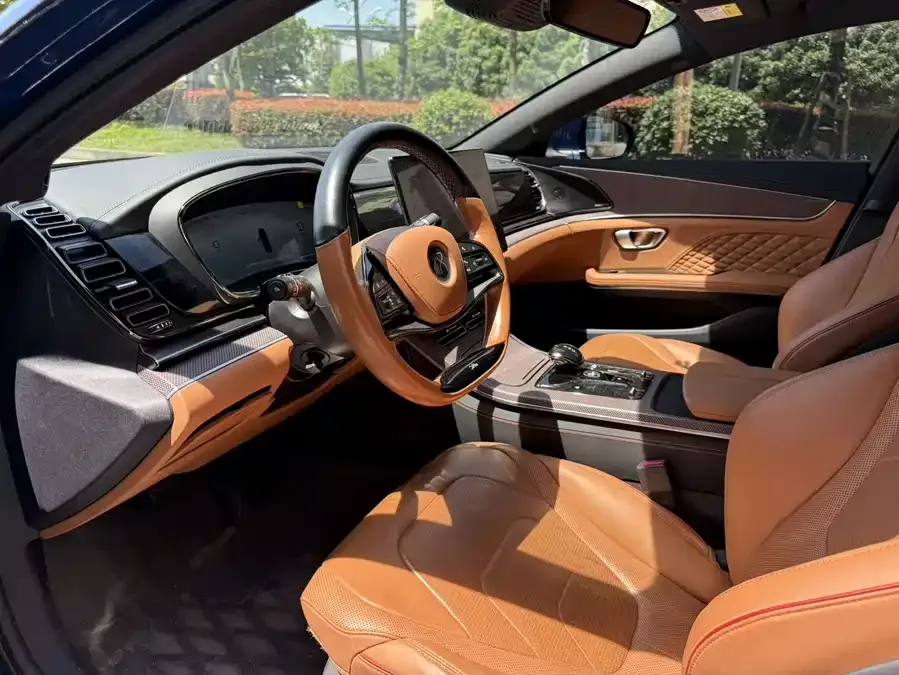 BYD Second-hand Han 2022 EV Genesis Edition 610KM 4WD Premium Edition 2022 — миниатюра 4