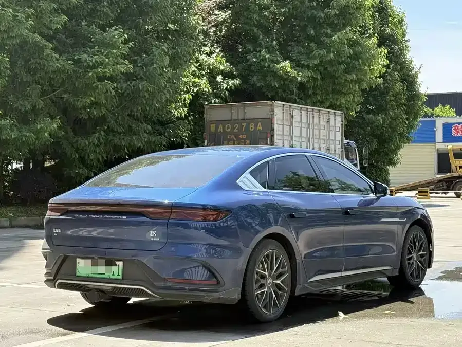 BYD Second-hand Han 2022 EV Genesis Edition 610KM 4WD Premium Edition 2022 — миниатюра 5