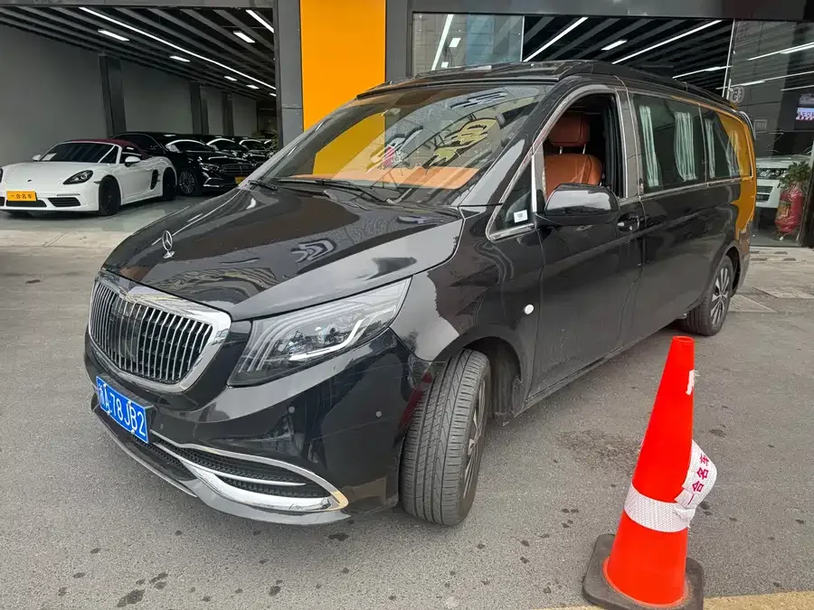 Mercedes-Benz Vito 2024