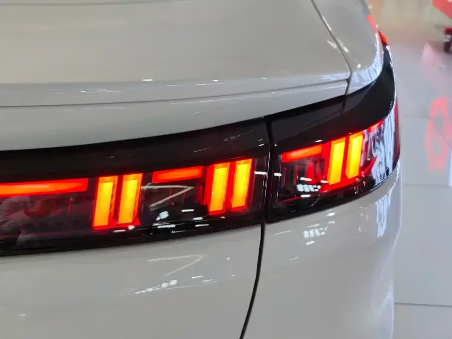 Changan Yidong Changan Eado 2026 Fourth Generation 1.5T 500Bar Smart Edition 2025 — миниатюра 4