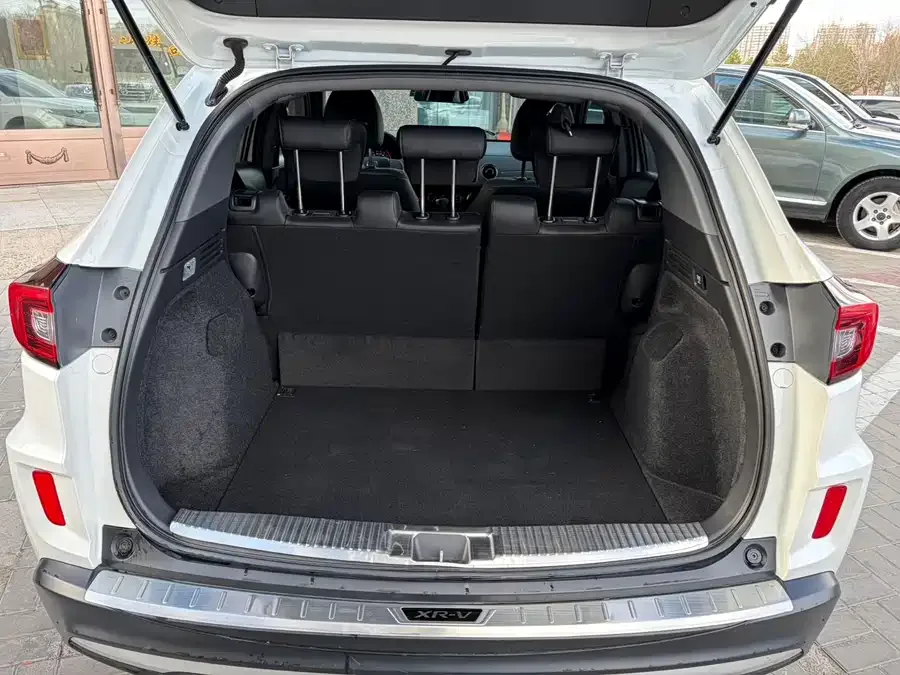 Honda WR-V 2021 1.5L CVT Comfort Edition 2022 — миниатюра 3
