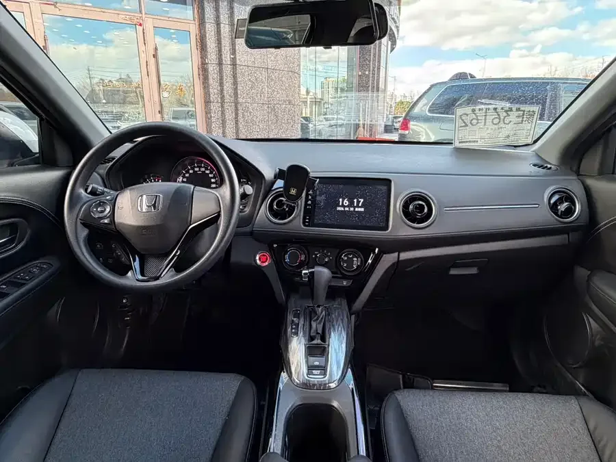 Honda WR-V 2021 1.5L CVT Comfort Edition 2022 — миниатюра 4