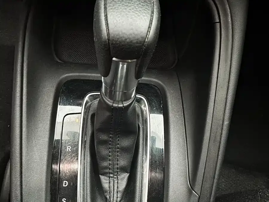 Honda WR-V 2023 1.5L CVT Hot Edition 2023 — миниатюра 5