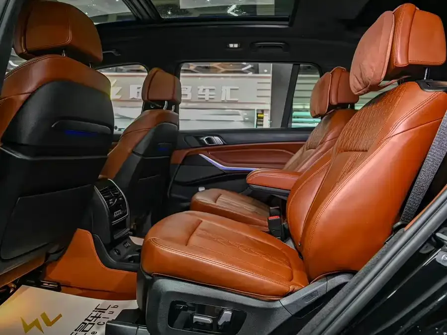 BMW X7 2022 xDrive40i Exclusive M Sport Package 2022 — миниатюра 5