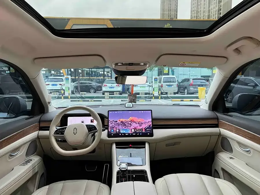 AITO M7 Wenjie M7 2024 1.5T Intelligent Driving 4WD Max Edition 5 Seaters 2023 — миниатюра 2