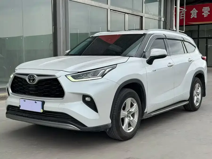 Toyota Highlander 2025
