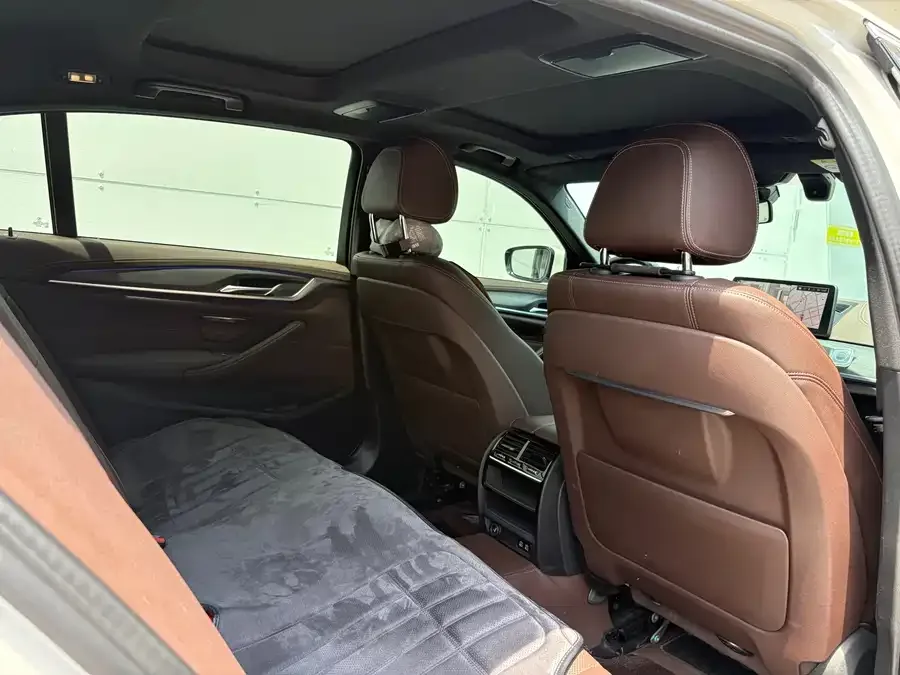 BMW 5 Series BMW 5 Series 2022 facelift 530Li Leading M Sport Package 2022 — миниатюра 2