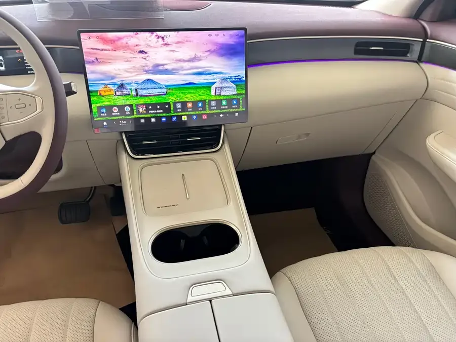 Dongfeng L8 Dongfeng Fengshen L8 2025 185KM Dream Edition 2026 — миниатюра 3