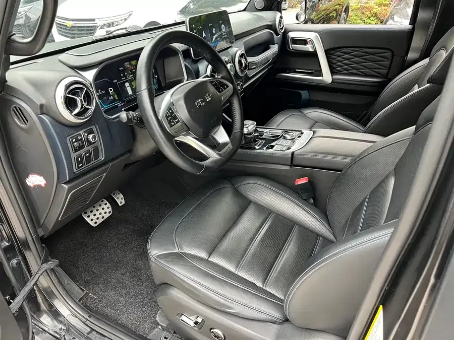 BAIC BJ40 Beijing Off-road BJ40 2023 2.0D Automatic 4WD Blade Hero Edition Knight Edition 2024 — миниатюра 3