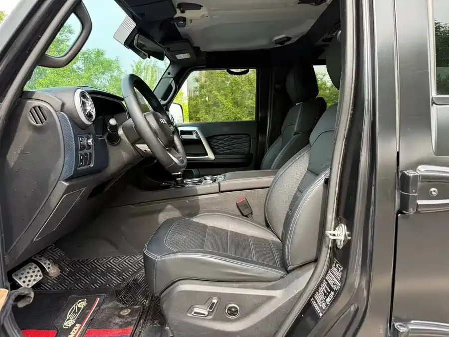 BAIC BJ40 Beijing Off-road BJ40 2023 2.0D Automatic 4WD Blade Hero Edition Knight Edition 2022 — миниатюра 4