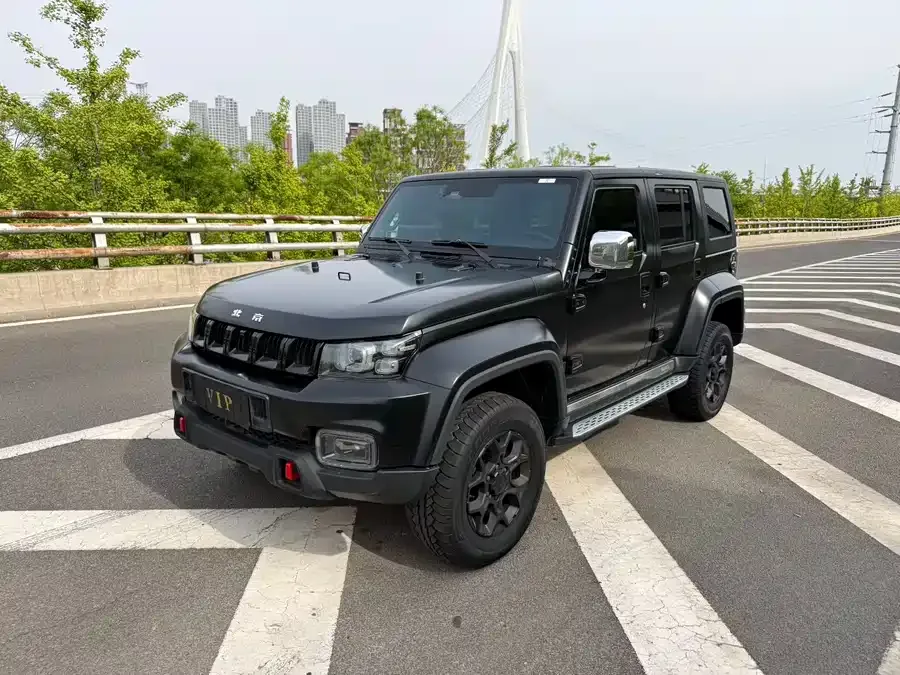 BAIC BJ40 Beijing Off-road BJ40 2023 2.0D Automatic 4WD Blade Hero Edition Knight Edition 2022 — фото 1, купить с доставкой в Москву