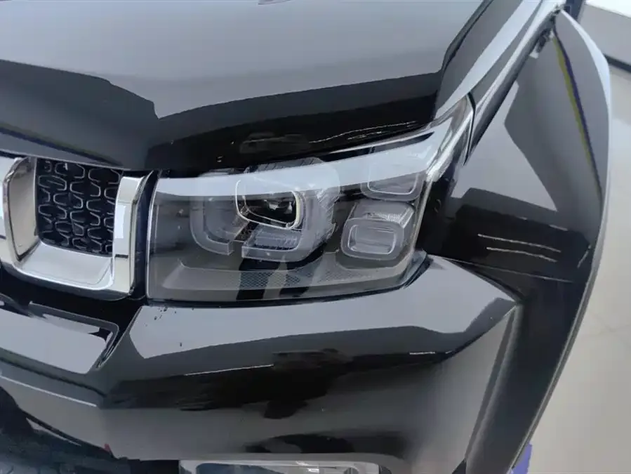 BAIC BJ40 Beijing Off-road BJ40 2024 2.0T City Hunter Glory Edition 2024 — миниатюра 5