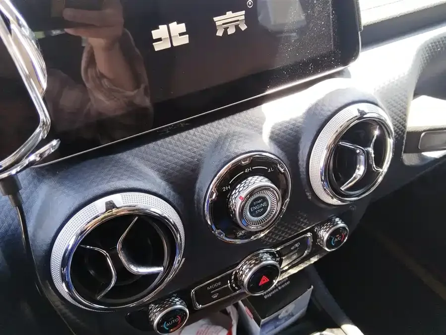 BAIC BJ40 Beijing Off-road BJ40 2020 2.0T Automatic 4WD City Hunter Edition Knight Edition 2022 — миниатюра 4
