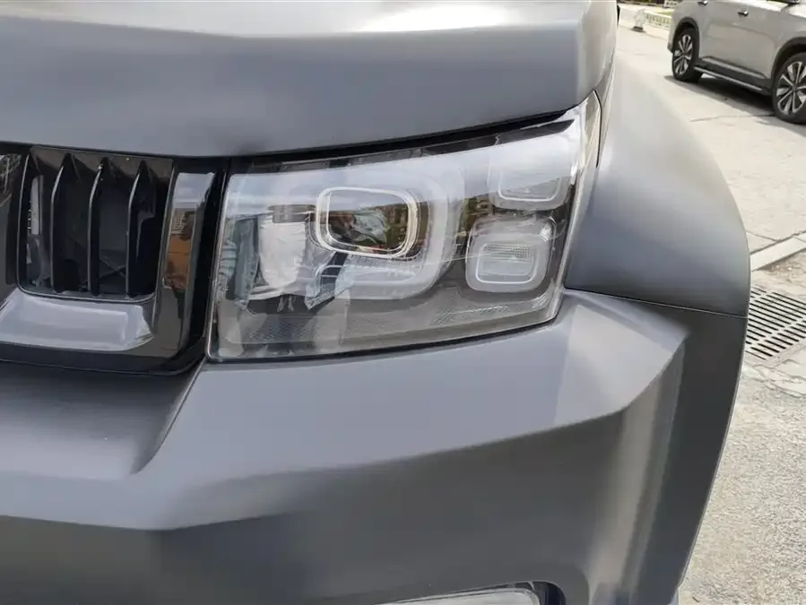 BAIC BJ40 Beijing Off-road BJ40 2023 2.0D Automatic 4WD Blade Hero Edition Knight Edition 2022 — миниатюра 2