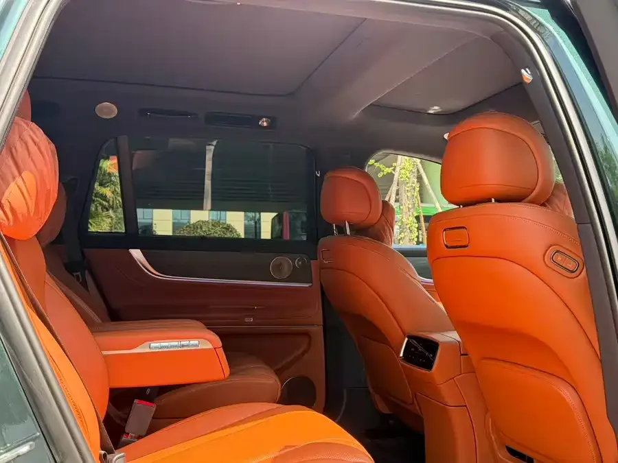 AITO M9 Wenjie M9 2024 Extended Range Max Edition 42kWh 6-seater Edition 2024 — миниатюра 3