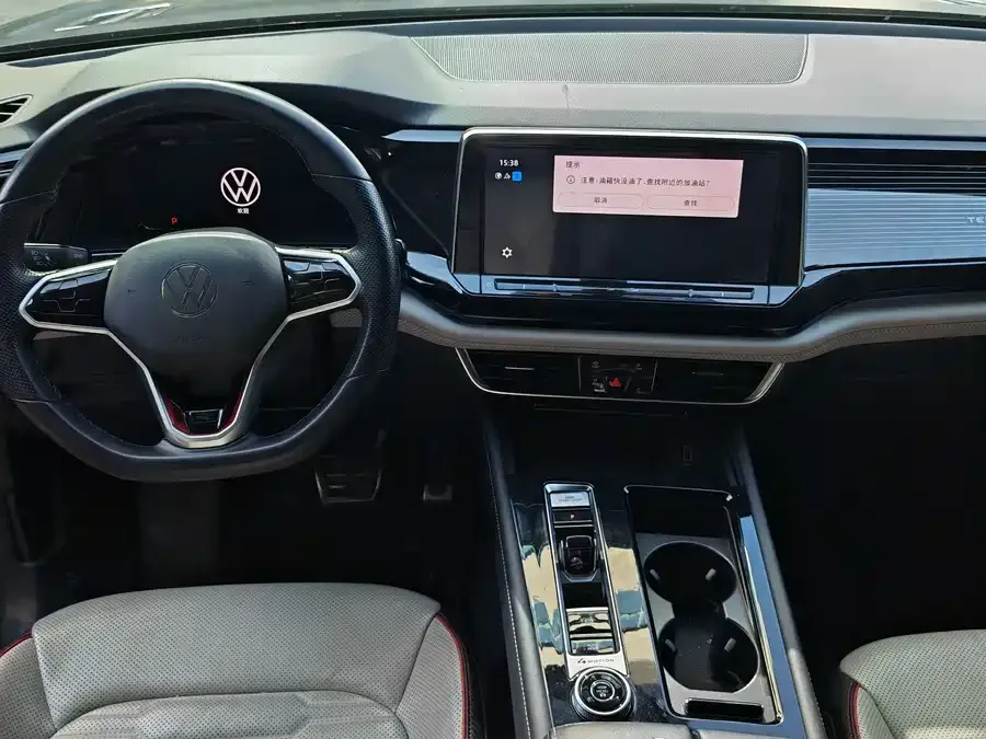 Volkswagen Teramont 2021 Touron Touron X 380TSI 4WD Luxury Edition 2022 — миниатюра 5