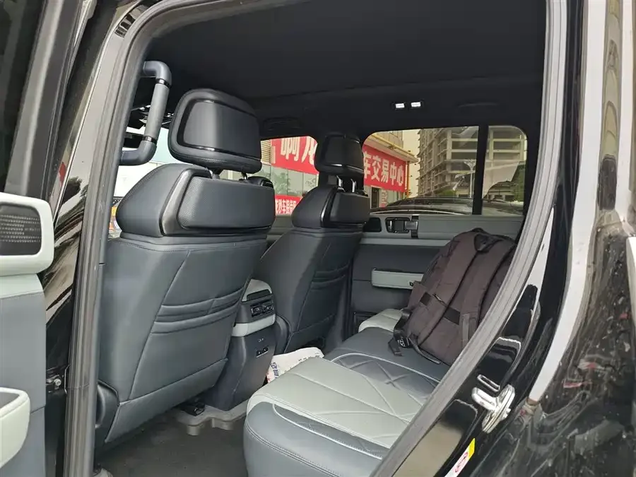 BYD Leopard Leopard 5 Leopard 5 2023 Pilot Edition 2024 — миниатюра 2