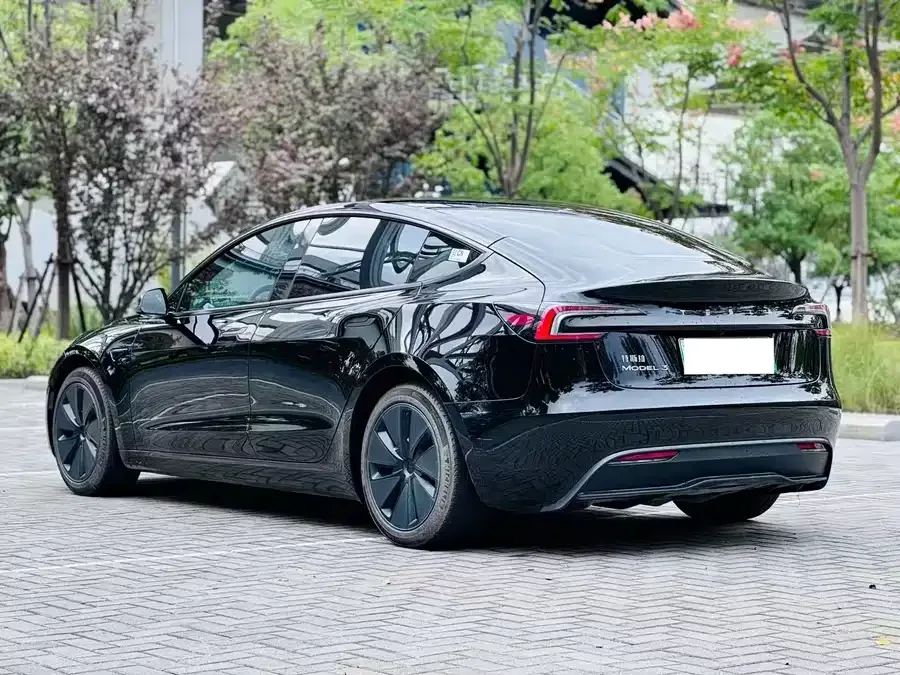 Tesla Model 3 Model 3 2023 rear-wheel drive version 2024 — миниатюра 5
