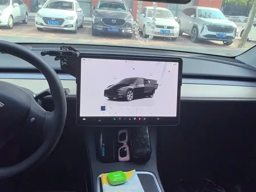 Tesla Model Y Model Y 2023 rear-wheel drive version 2023 — миниатюра 4