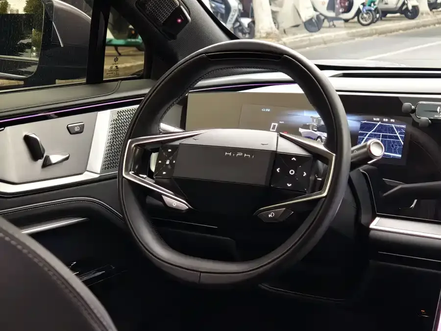 HiPhi Y Gaohe HiPhi Y 2023 560km Pioneer Edition 2024 — миниатюра 5