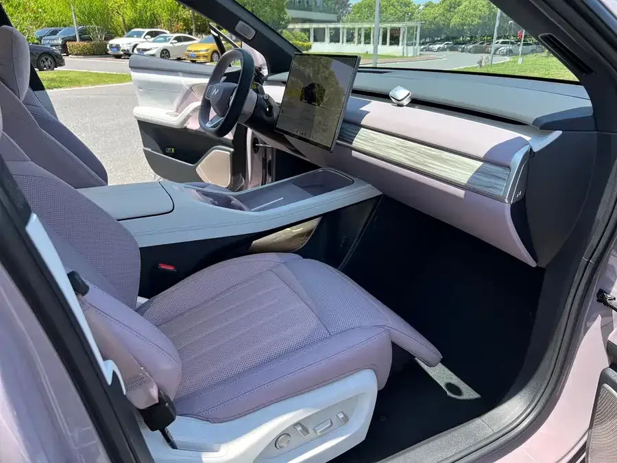 Lok Dao L60 Ledo L60 2025 60kWh Violet Limited Edition 2026 — миниатюра 4