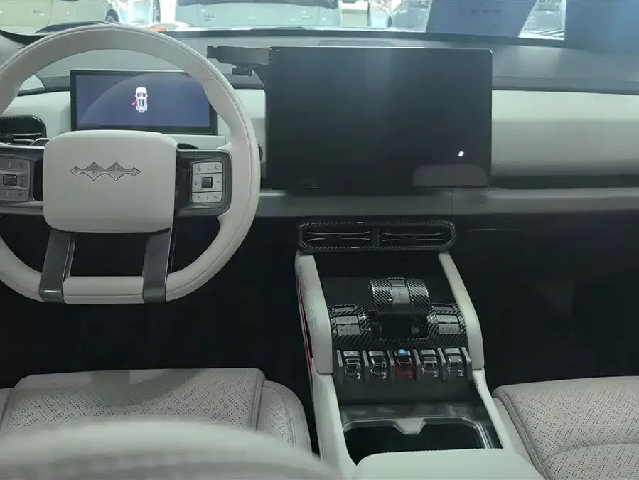 BYD Leopard Titanium 3 Titanium 3 2025 501KM Rear-wheel Drive Max Edition 2025 — миниатюра 4