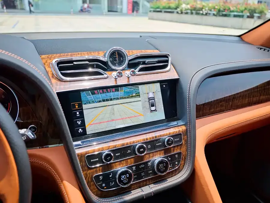 Bentley Bentayga Bentayga 2022 4.0T V8 2022 — миниатюра 5
