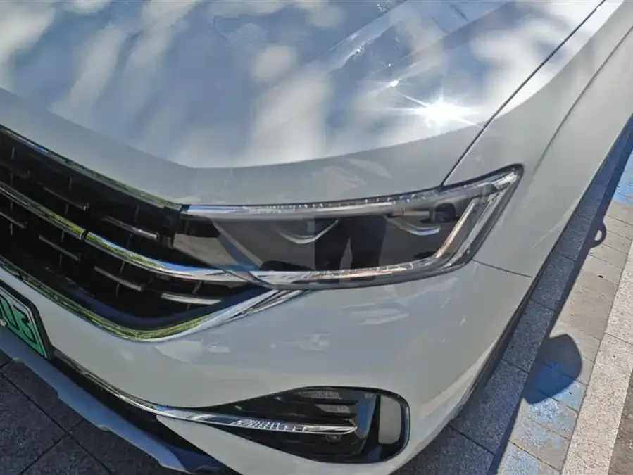 Volkswagen Tayron GTE plug-in hybrid Tanyue GTE plug-in hybrid 2023 280TSI Luxury Plus Advanced Edition 2024 — миниатюра 2