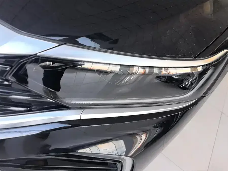 Volkswagen Passat New Energy Passat New Energy 2025 430PHEV Hybrid Business Edition 2026 — миниатюра 2