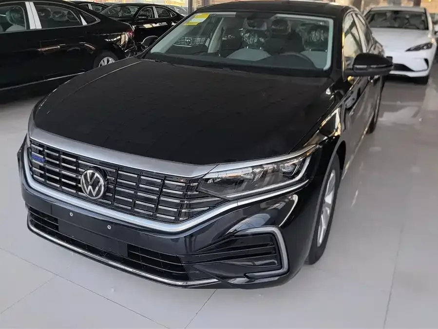 Volkswagen Passat New Energy Passat New Energy 2025 430PHEV Hybrid Business Edition 2026 — фото 1, купить с доставкой в Москву
