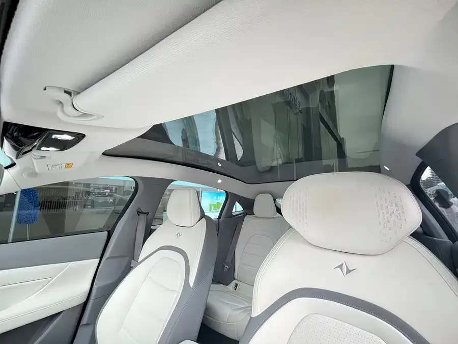 Dongfeng e007 e007 2024 pure electric 540 four-wheel drive Max version 2024 — миниатюра 5