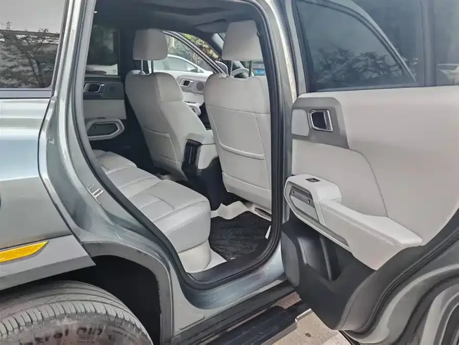 BYD Leopard Titanium 3 Titanium 3 2025 501KM 4WD Max Edition 2025 — миниатюра 4