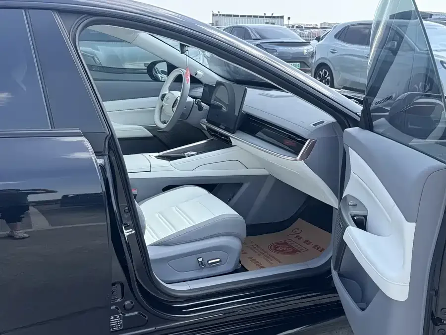 Dongfeng e007 e007 2024 pure electric 530Air version 2024 — миниатюра 4