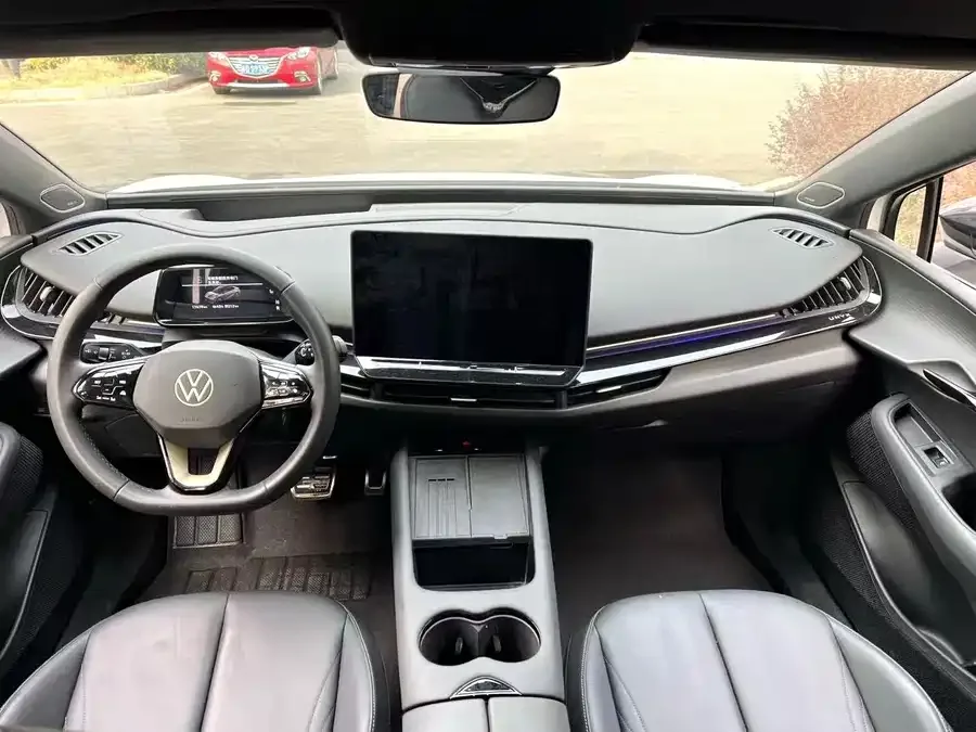 Volkswagen ID. Unyx Yuzhong 06 2024 Ultra long-range version 2025 — миниатюра 2