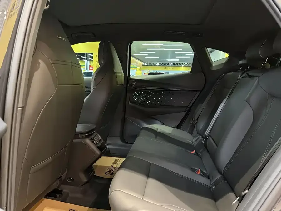 Volkswagen ID. Unyx 06 2025 Ultra 2024 — миниатюра 5