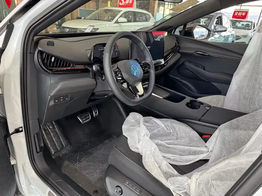 Volkswagen ID. Unyx 06 2025 Pure 2026 — миниатюра 2