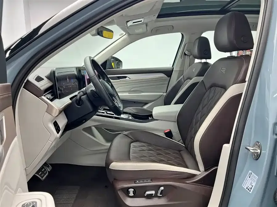 Volkswagen Tavendor 2023 Lanxun 380TSI 4WD R-Line Touring Edition 2023 — миниатюра 4