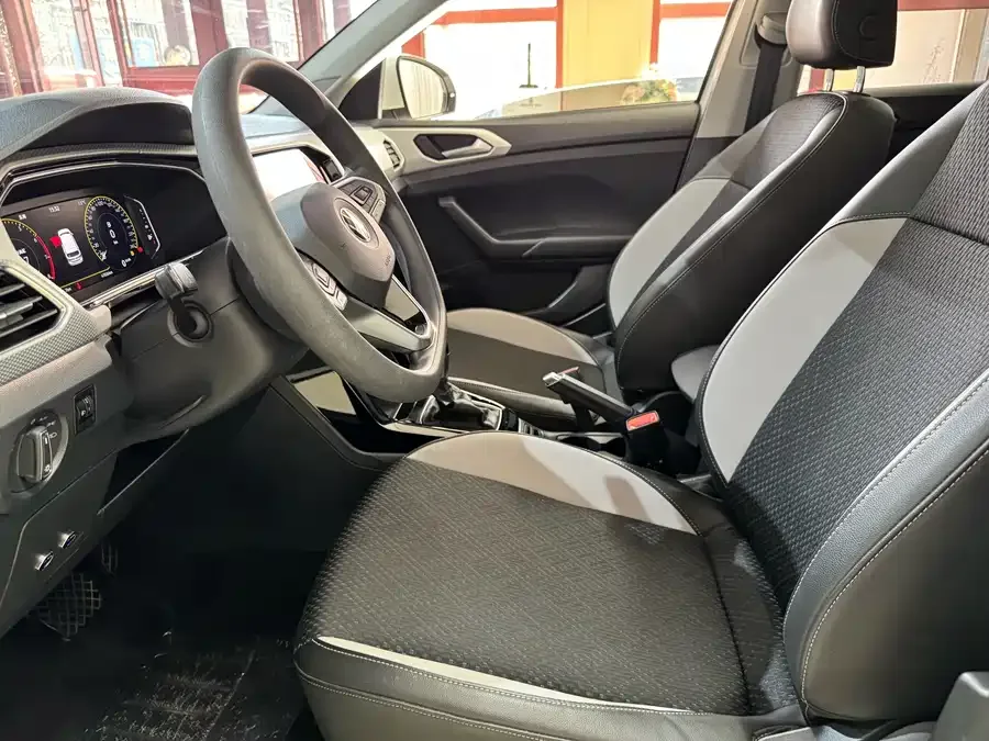 Volkswagen Tacqua Tanying 2021 1.5L automatic 30th anniversary commemorative edition 2022 — миниатюра 5