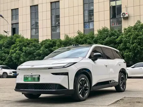 Toyota BZ3X 2025 купить в Москве