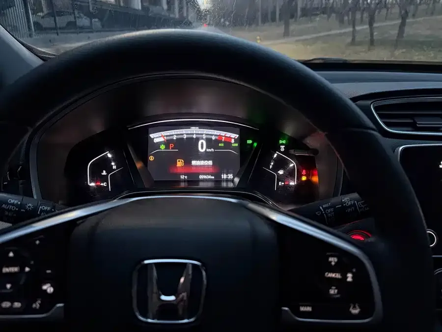 Honda CR-V 2021 240TURBO CVT 2WD Urban Edition 2022 — миниатюра 3