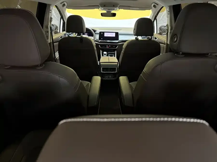 Volkswagen Viloran Weiran 2022 380TSI Zunchi Edition 2022 — миниатюра 3