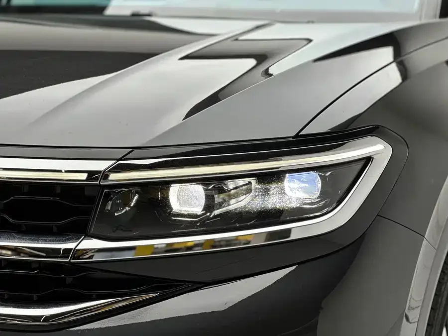 Volkswagen Talagon 2022 Lanjing 380TSI 4WD Luxury Jiajing Edition Pro 6 Seaters 2023 — миниатюра 5