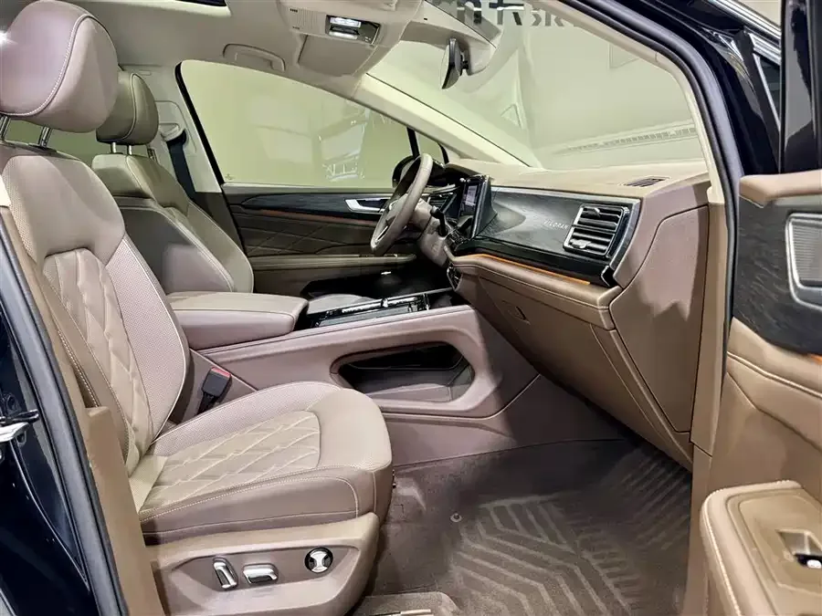 Volkswagen Viloran Weiran 2024 380TSI Premium Edition 2025 — миниатюра 5