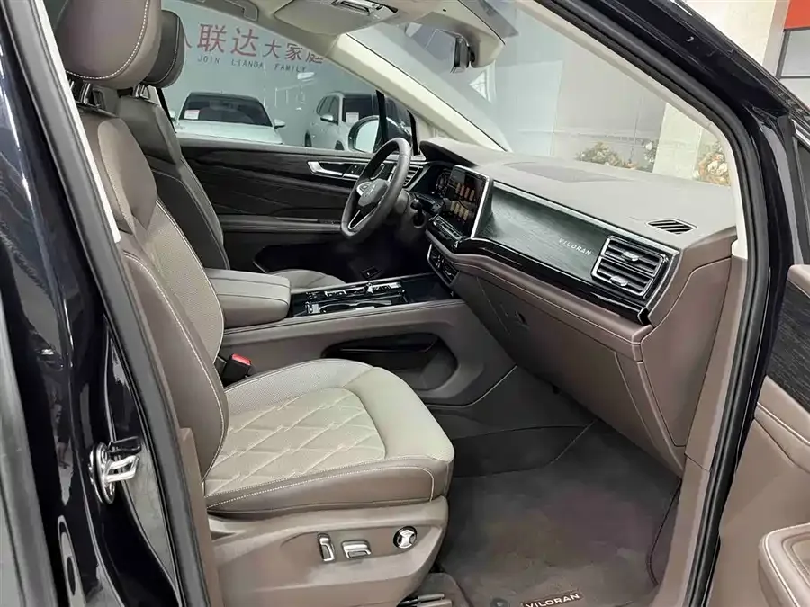 Volkswagen Viloran Weiran 2024 380TSI Premium Edition 2023 — миниатюра 4